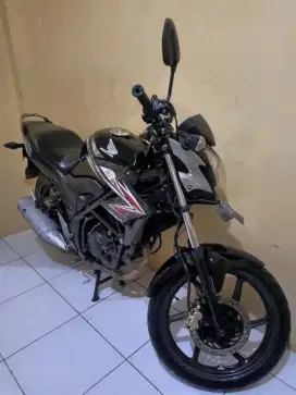 Cb150r 2014 jual bu tt/bt juga boleh