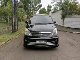 Nissan Serena hws Autech matic 2010 hitam