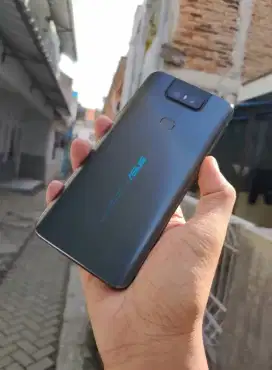 Asus Zenfone 6 Flip 8/256 like new