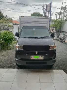 Mega Carry Box Istimewa Low KM Asli