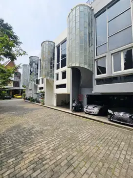 Rumah Dijual Pejaten - Jati Padang. Jalan Utama, Dlm Townhouse. Nego
