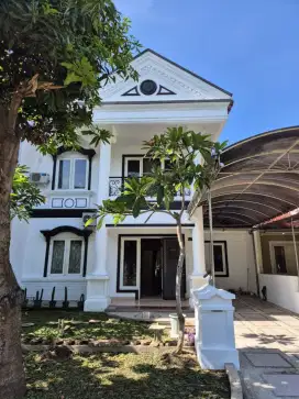 Bisa sewa 1 tahun! Rumah Pakuwon City cluster Laguna Regency Furnished