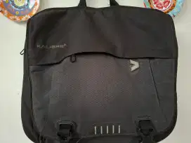 Tas kerja laptop second original brand kalibre