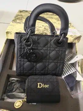 Tas fashion untuk pesta