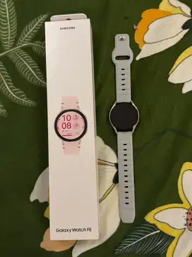 Samsung watch fe pink