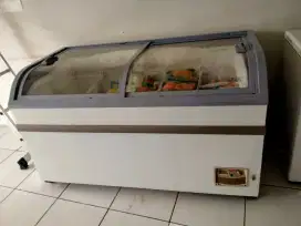 Frezer box kaca masih normal
