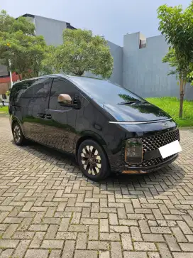 Hyundai Staria Signature 7Seater 2.2 2022