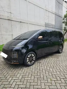Hyundai Staria Signature 7Seater 2.2 2022