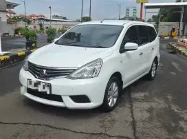 Cicilan 2 jutaan ! Grand Livina SV Automatic AT 2014