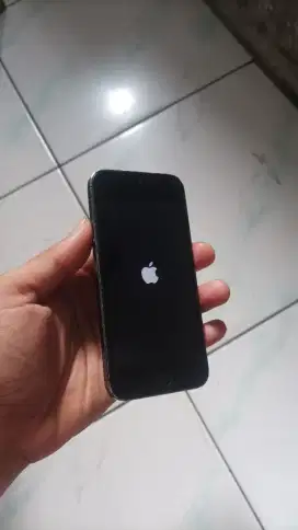 iPhone 5 minus mentok logo