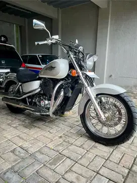 Honda Shadow VT1100 (Full Paper)