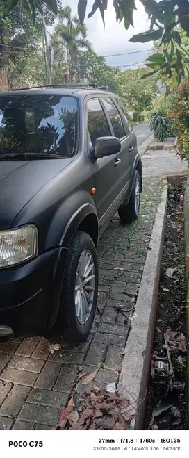 Ford Escape 2004 Bensin