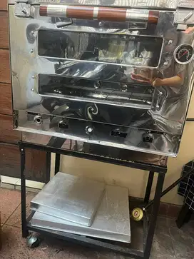 Oven gas tebal mulus