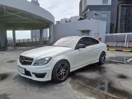 Mercy C200 AMG Coupe 2012 Putih