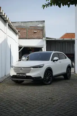 All New HRV SE Platinum White Pearl 2023