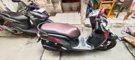 Dijual Honda Scoopy thn 2019 mulus komplit pajak panjang an sendiri