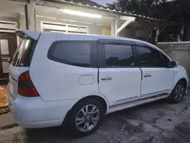 Nissan Grand livina 2011 Bensin