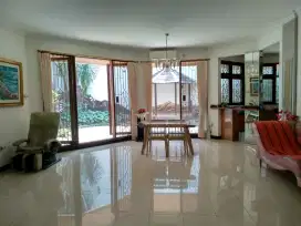 Dharmahusada Belakang Galaxy Mall dkt Kertajaya Manyar Klampis Pakuwon