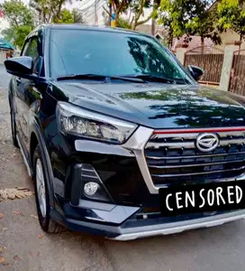 Daihatsu Rocky Hitam Manual