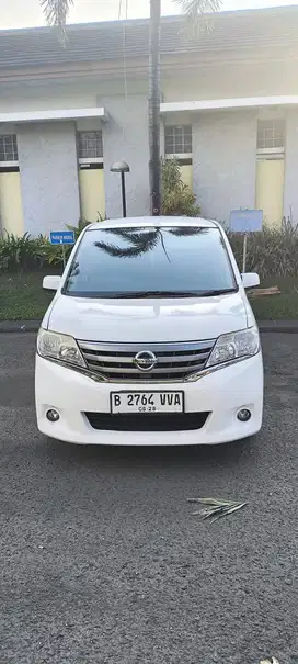 Nissan serena C26 type X th 2013