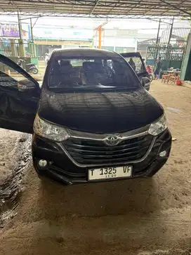 Avanza G 2018 hitam
