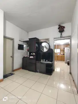 Strategis! Rumah Kalpatru Full Furnish Row Jalan 10Meter