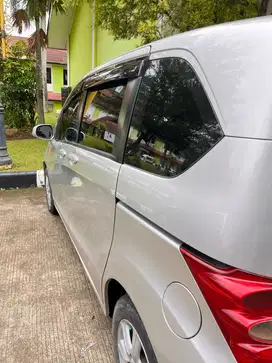 Honda Freed 2009 Bensin