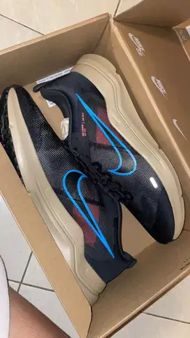 NIKE DOWNSHIFTER 12