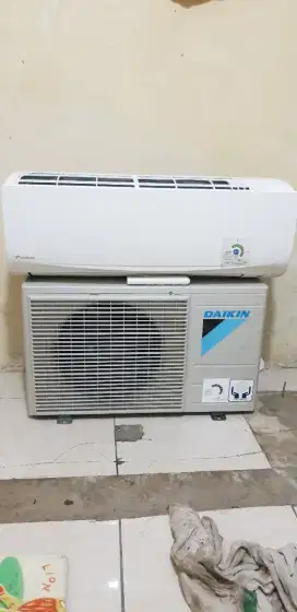 AC Daikin Thailand r 32  1/2 pk trima dingin 2.5