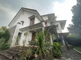 Rumah Tanah Luas di Kramat Jati Jakarta Timur