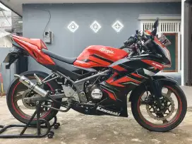 Kawasaki Ninja RR Tahun 2016 NIK 2015 KM Low 10rban Motor Simpanan