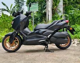Yamaha XMAX connected