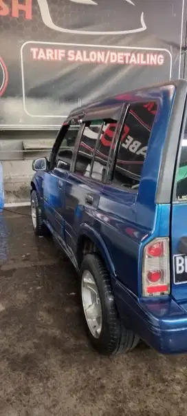 Suzuki Escudo 2000 Bensin