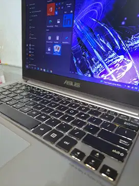 Laptop Asus Zenbook UX32L core i5 ram 4gb SSD 256GB jual Murah Banget