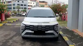 [ LOW KM ] Hyundai Stargazer X Prime AT Facelift Putih 2023/2024