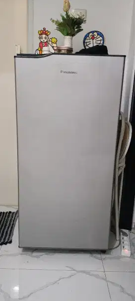 Kulkas 1 pintu bekas edisi pindahan