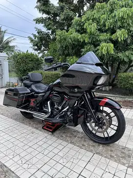 Road glide cvo 2018 fullpaper