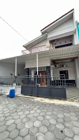 Dijual Rumah Cantik  FULL FURNIS Falam Perumahan Lokasi Condongcatur