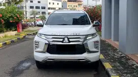 Mitsubishi Pajero Dakar Ultimate 4x4 AWD AT Facelift Putih 2021/2022