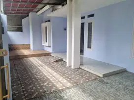 RUMAH NYAMAN DAN ASRI DEKAT PUSAT KOTA