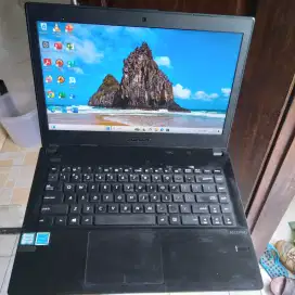 Asus Pro P453M Core i3 6006u/ssd 1tb Batre awet