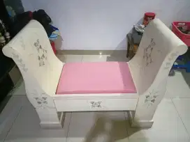Kursi Sofa Pink Bunga Santai