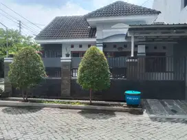 RUMAH DISEWAKAN DI KLIPANG TEMBALANG