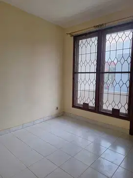 Dijual Rumah Daan Mogot Baru Bebas Banjir