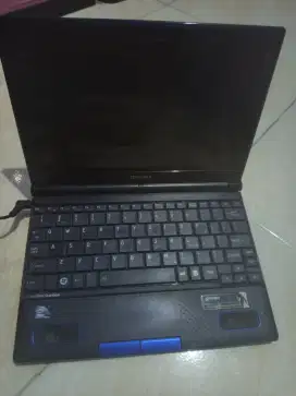 Notebook TOSHIBA RAM 2, Mahar 300net