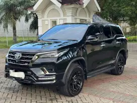 Toyota Fortuner GR 2.8 Matic 2023 Seperti Baru
