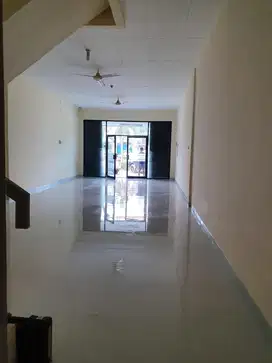 Disewa Ruko di samping Mall Gading Serpong cocok untuk kantor atau tem