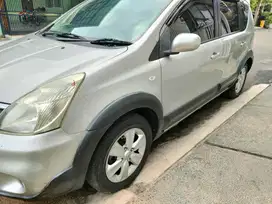 Nissan Livina 2011 Bensin