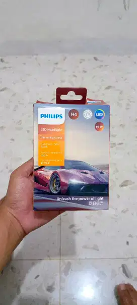 Philips LED Ultinon Rally 3550 socket H4