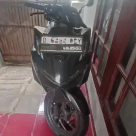 Vario 160 low kilometer seger